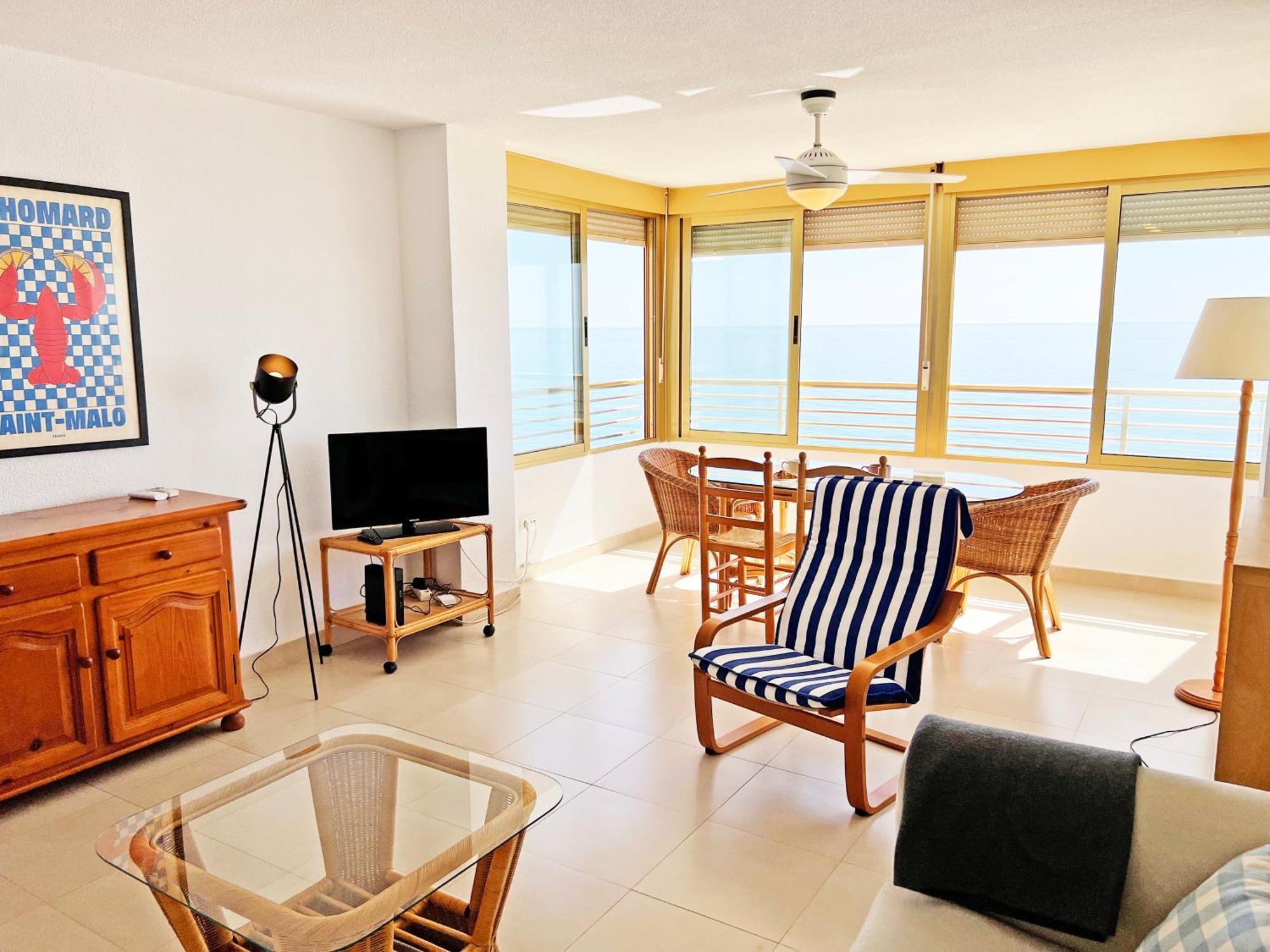 Oasis Frente Al Mar. Parking Gratis Apartment เอลกัมเปโญ ภายนอก รูปภาพ